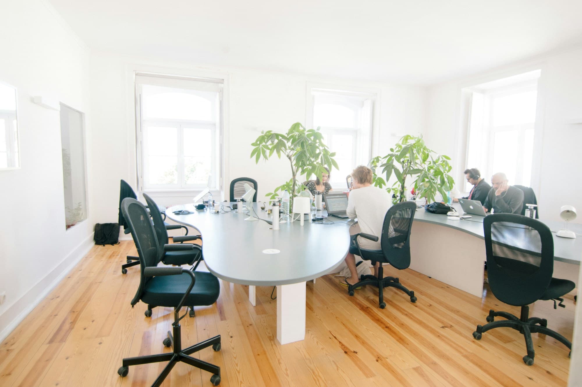 Sundhedsforsikring gennem arbejdet eller privat: hvad er forskellen?